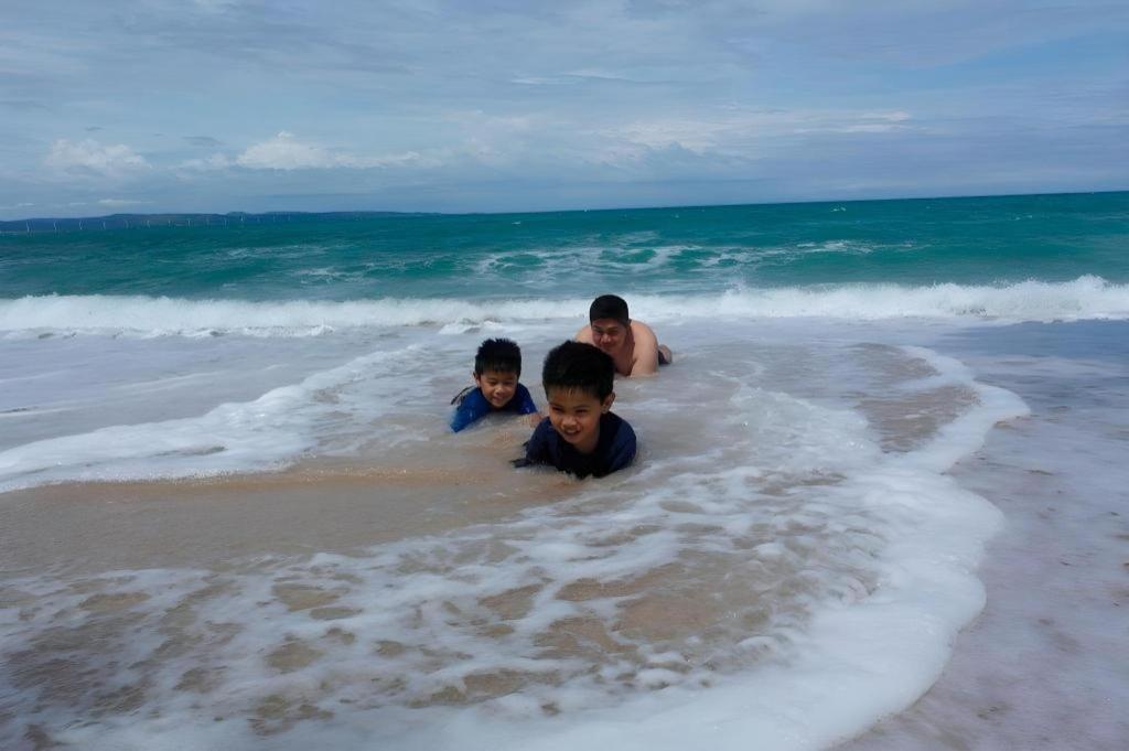 Palm Grove Saud Holiday Complex Hotel Pagudpud Esterno foto