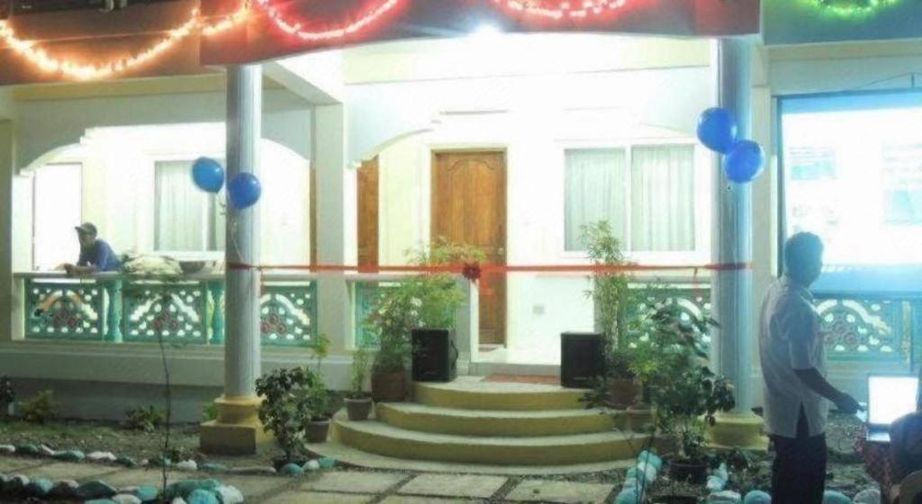 Palm Grove Saud Holiday Complex Hotel Pagudpud Esterno foto