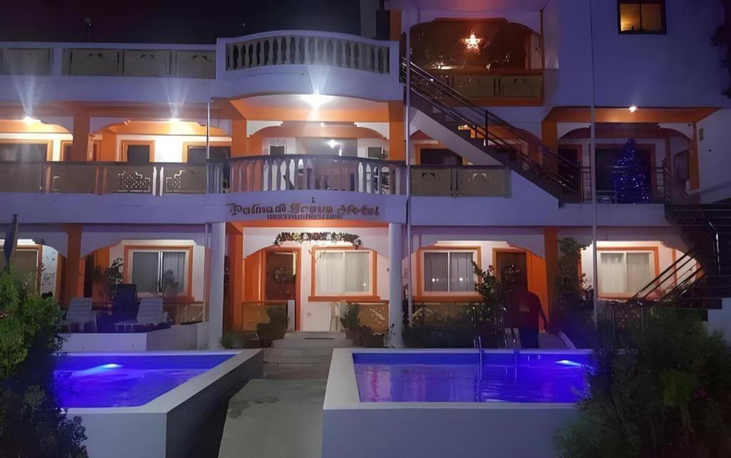 Palm Grove Saud Holiday Complex Hotel Pagudpud Esterno foto