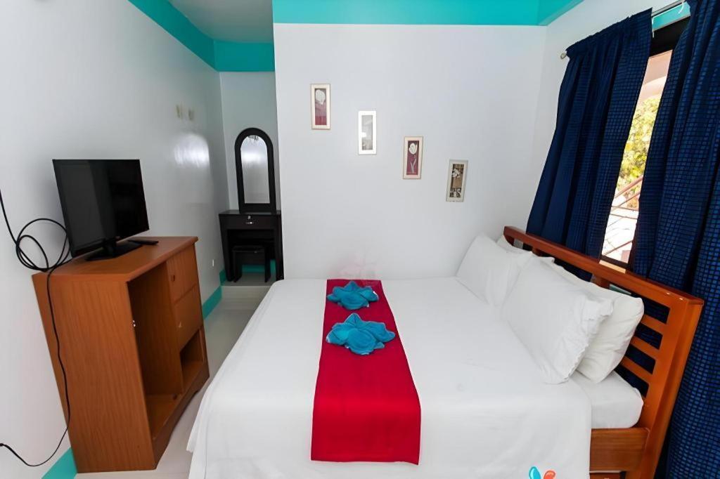 Palm Grove Saud Holiday Complex Hotel Pagudpud Esterno foto