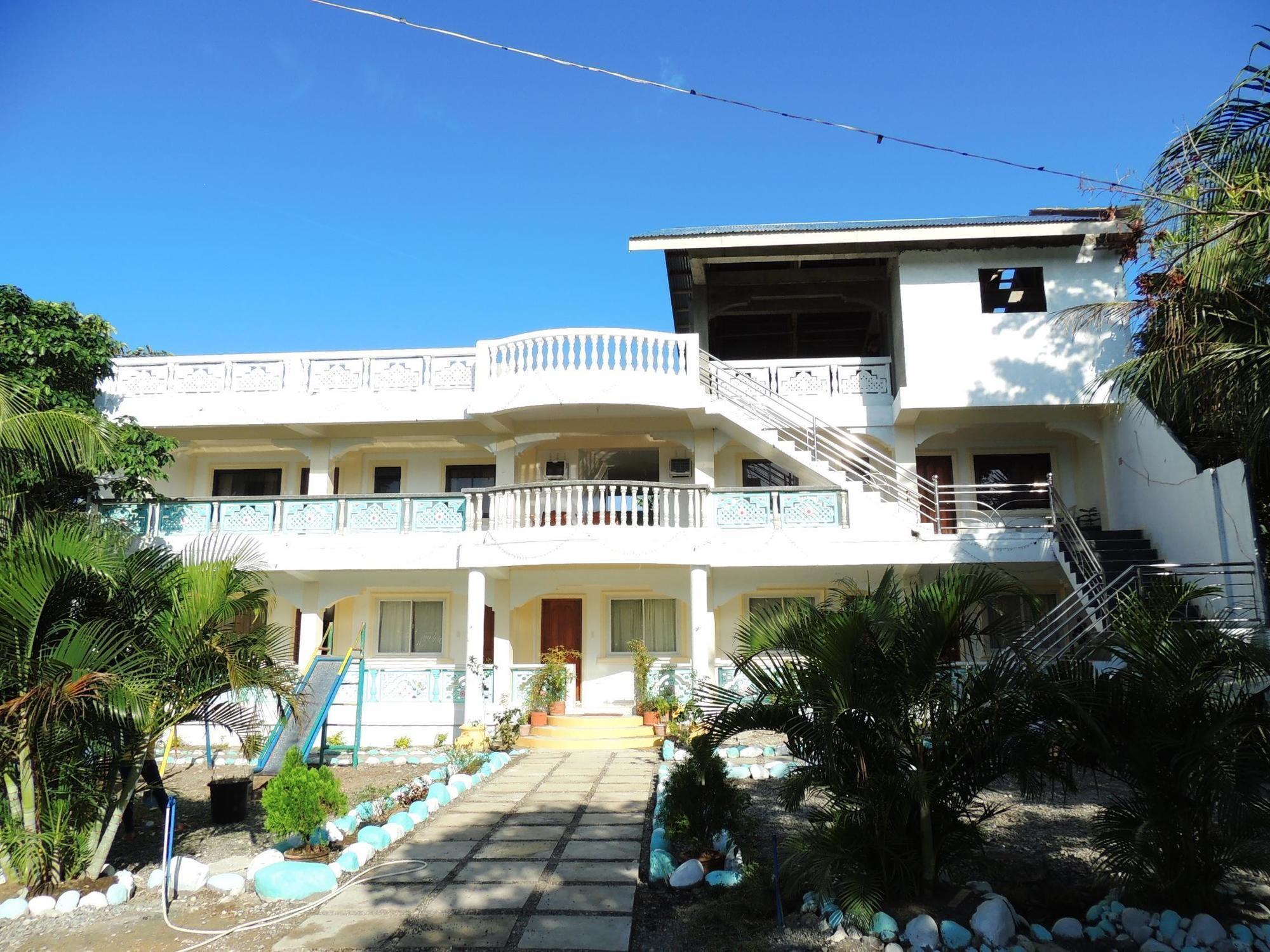 Palm Grove Saud Holiday Complex Hotel Pagudpud Esterno foto